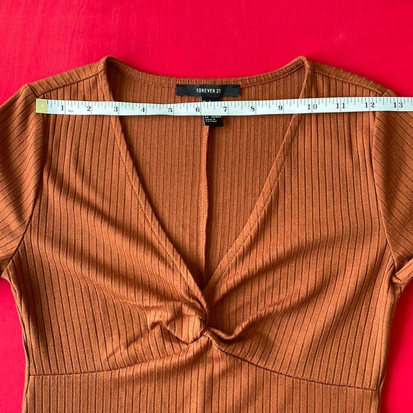 Forever 21 V-Neck Dress Size US S. - Picture 5 of 7